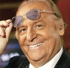 Cinquanta anni di carriera per RENZO ARBORE: L'improvvisazione � la mia carta vincente